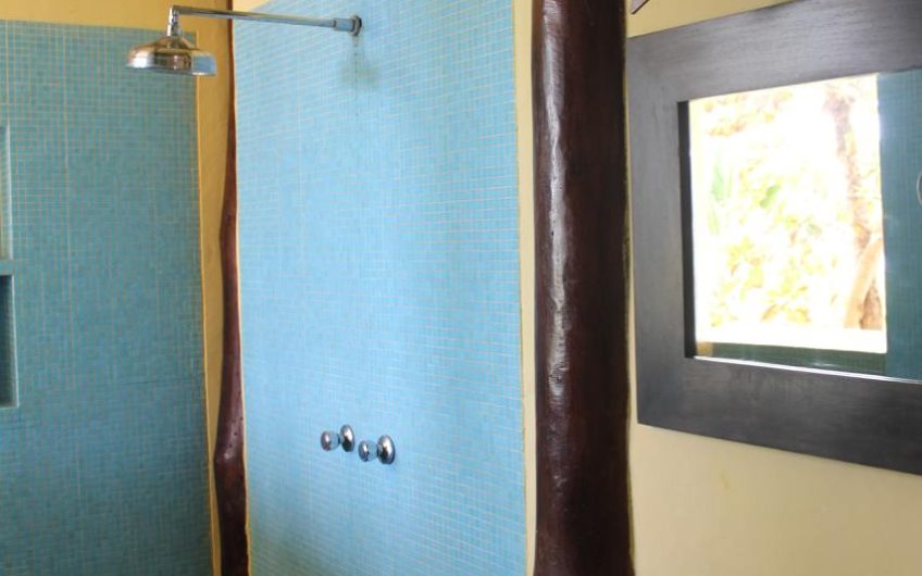 Se vende Rancho de Chana con cancha de pádel y vista al mar en Isla de Margarita