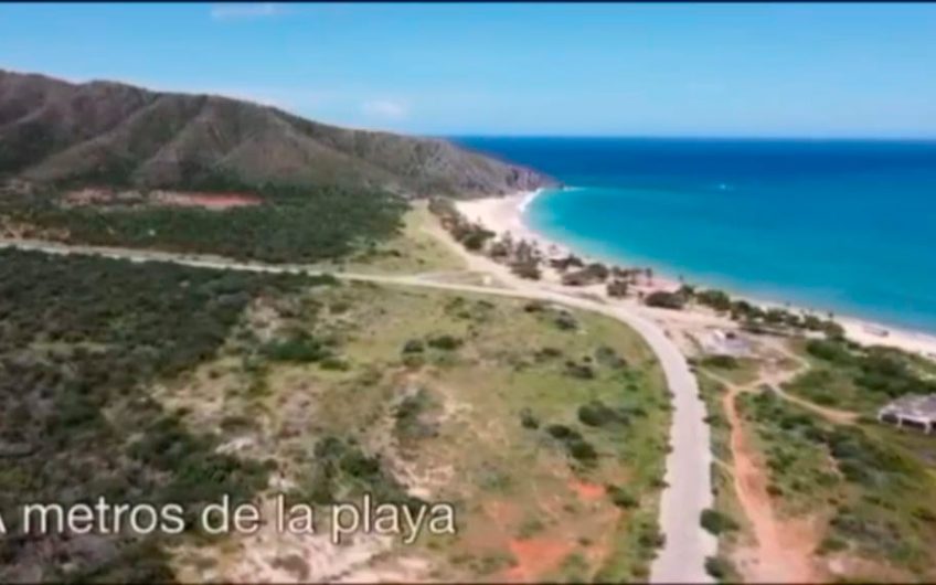 Venta de terreno frente al mar en Playa Caribe – Isla Margarita