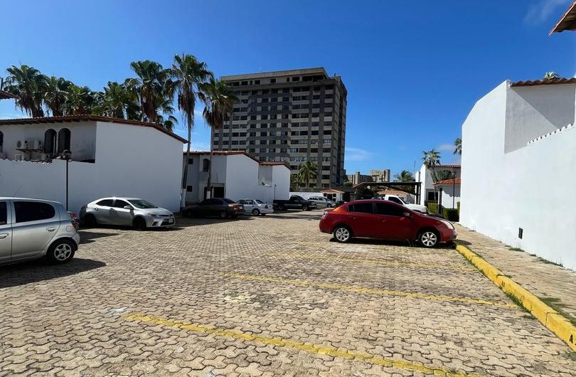Alquiler Vacacional Townhouse 6 personas en Urb. Maneiro – Pampatar
