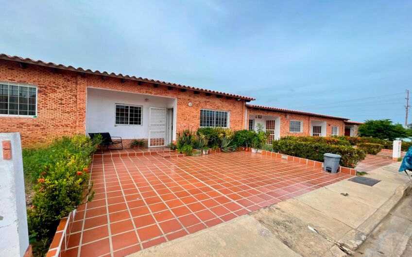 Casa en Venta en El Valle del Espíritu Santo, Isla de Margarita | Enclave Margarita