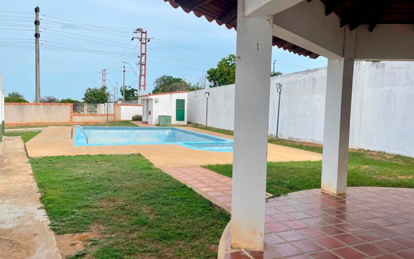 Casa en Venta en El Valle del Espíritu Santo, Isla de Margarita | Enclave Margarita