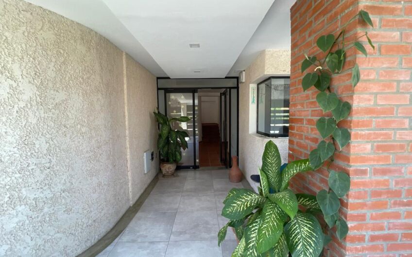 Se vende apartamento con vista al mar y atardecer de Juangriego – Isla Margarita