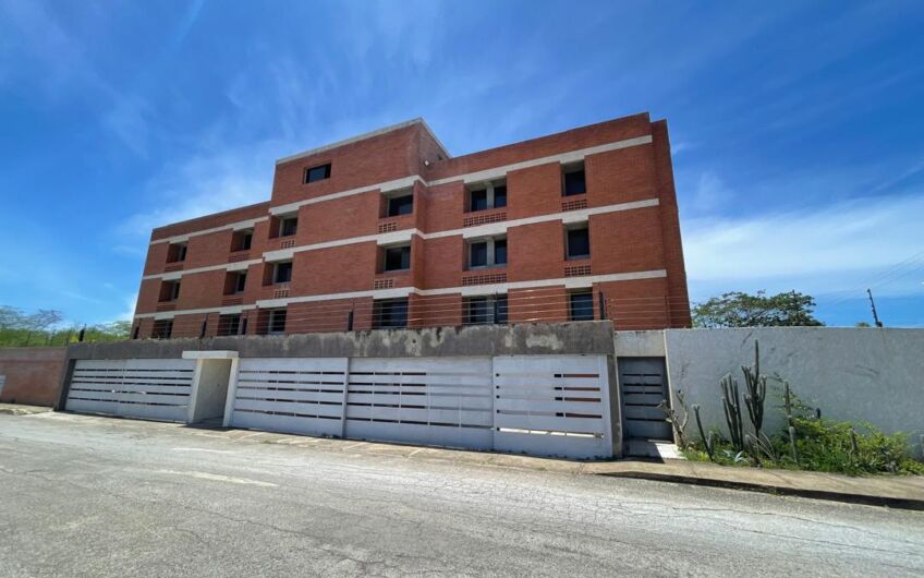 Se vende apartamento con vista al mar y atardecer de Juangriego – Isla Margarita