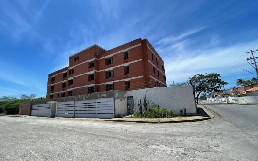 Se vende apartamento con vista al mar y atardecer de Juangriego – Isla Margarita