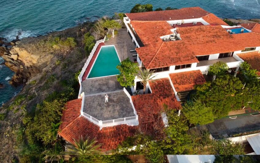 Exclusiva casa en el Morro de Juangriego: Lujo, ubicación única y vistas frente al mar con el mejor atardecer de Margarita