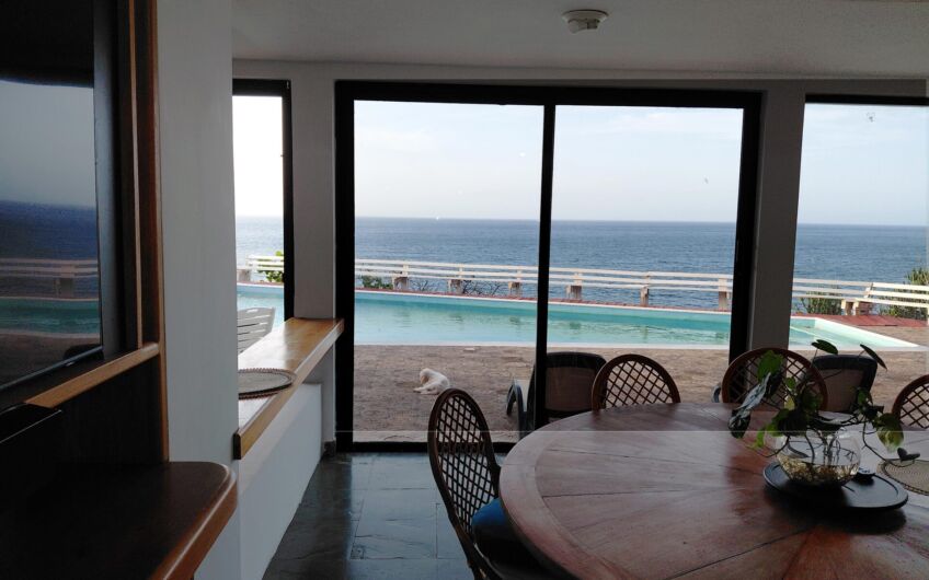 Exclusiva casa en el Morro de Juangriego: Lujo, ubicación única y vistas frente al mar con el mejor atardecer de Margarita