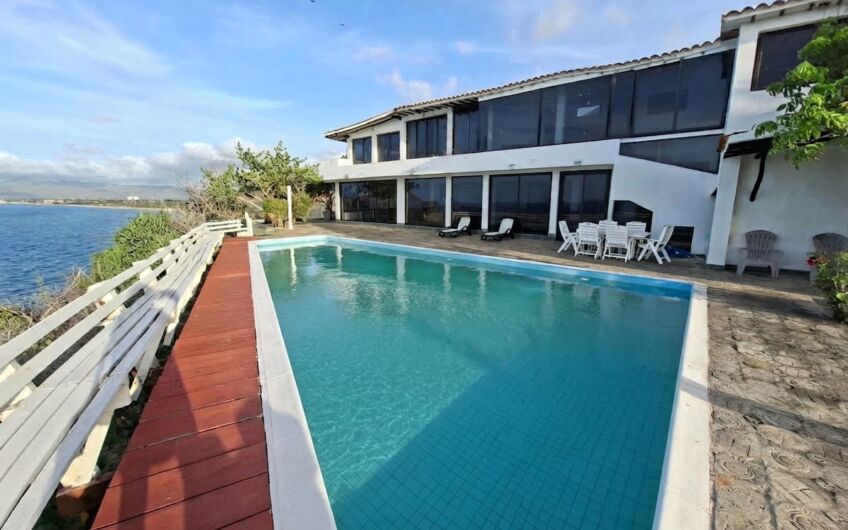 Exclusiva casa en el Morro de Juangriego: Lujo, ubicación única y vistas frente al mar con el mejor atardecer de Margarita