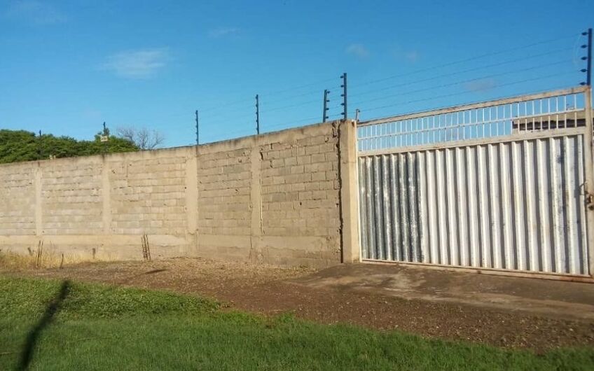Se vende de Oportunidad galpón y local comercial con terreno en Juangriego